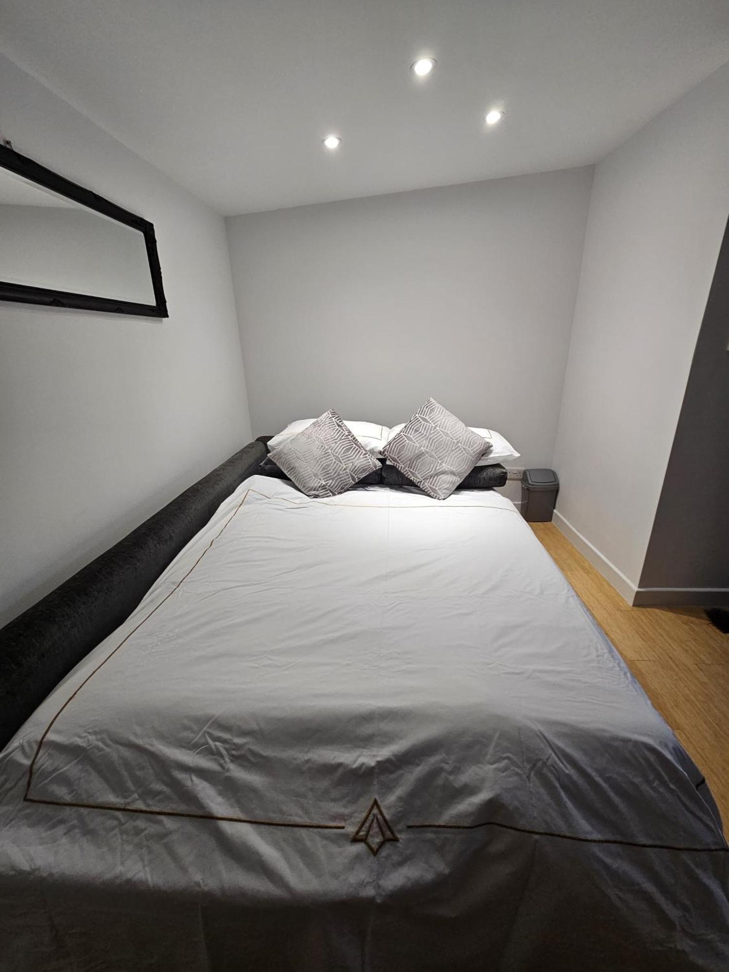 Modern Studio In Greenford, Free Wifi, Parking & Streaming Services Ealing Exteriér fotografie